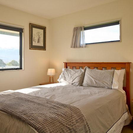 Villa Location With Ocean And Mountain Views à Kaikoura Extérieur photo